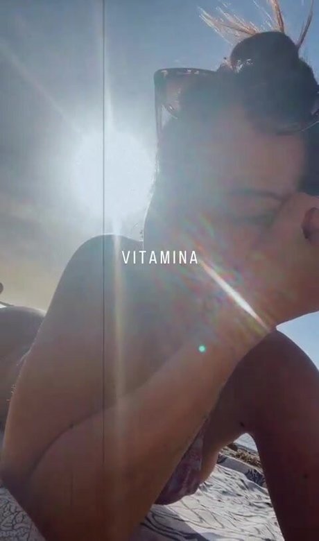 Bea Ortiz naked model photo