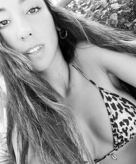 Bea Ortiz top star img