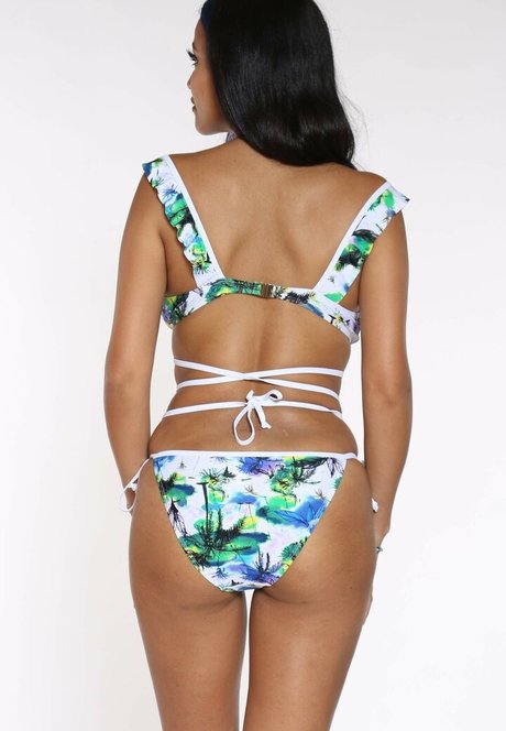 Jinna Cabrera xxx model picture