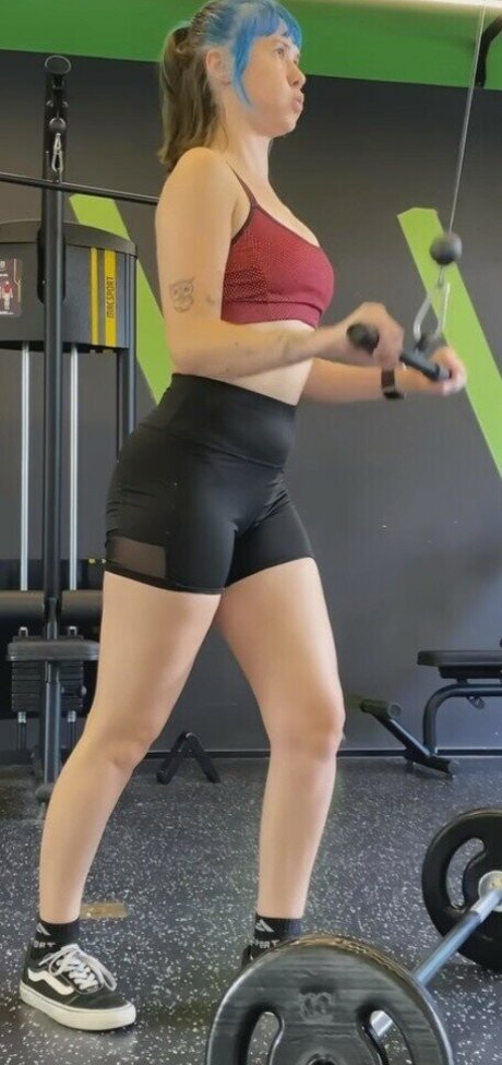 Juliakbarni star xxx pictures