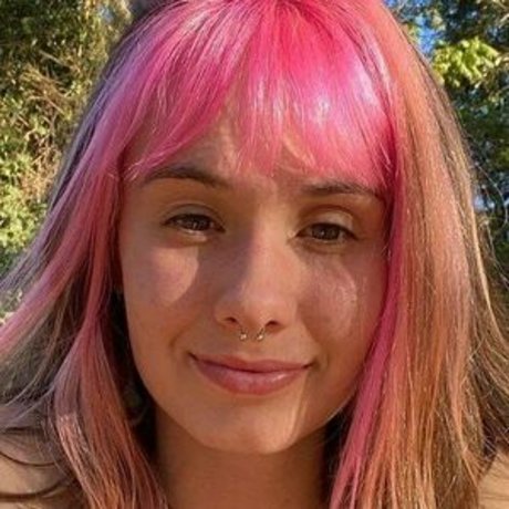 Juliakbarni model free archive