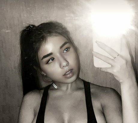 pregnant threesome onlyfans erotic gallery