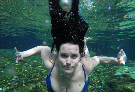 Kinsey Osborn nice star image