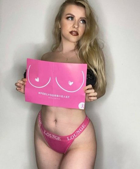 Amber Rose Brightman star nice picture