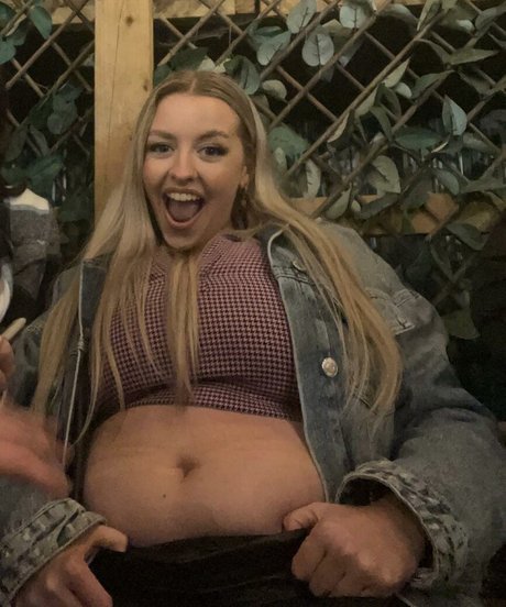 Amber Rose Brightman star beautiful image