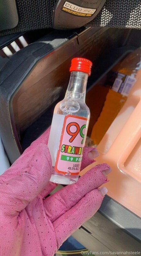 savannahsteele porn model picture