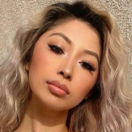 Catherine Lynn exclusive star img