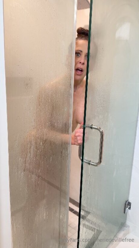 blonde lesbian onlyfans top pics