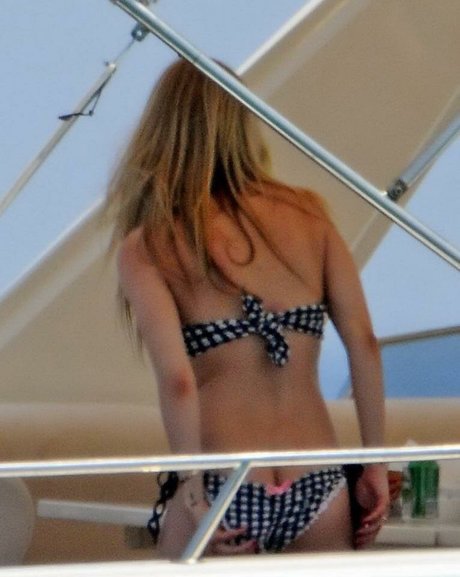 japanese milf onlyfans erotic galleries