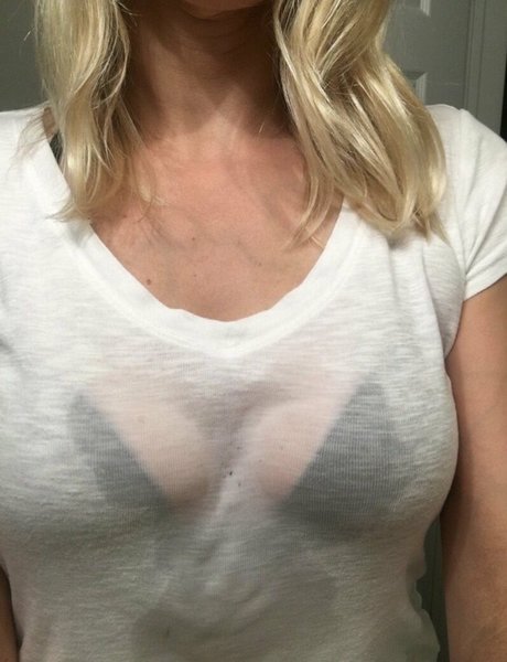 Teasing Teacher nude star img