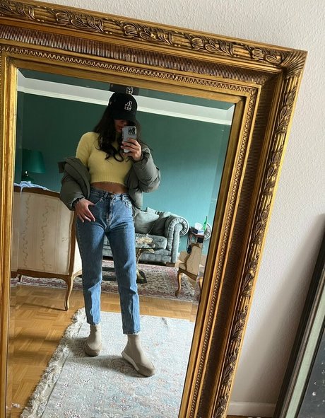 elena69eve vip naked actress photos