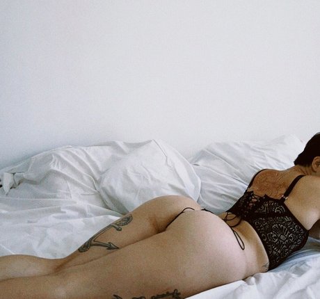 Marceli Cardozo model exclusive galleries