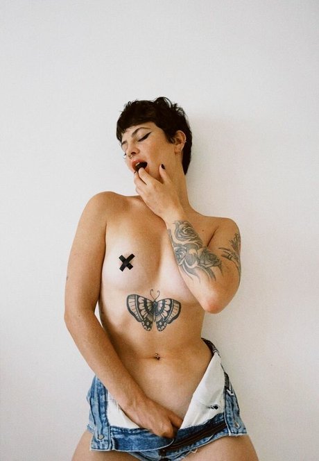 Marceli Cardozo art star pictures