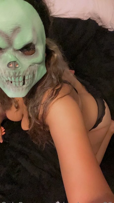 islandqueen23 star exclusive pics