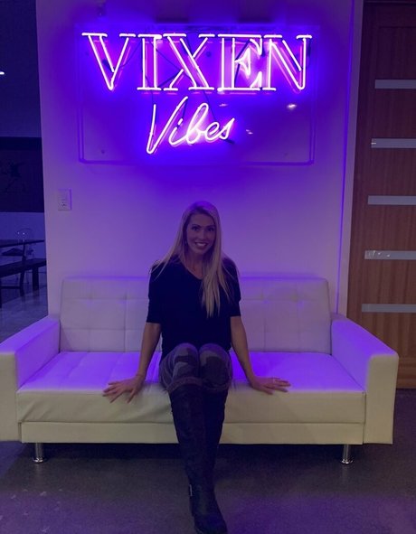 skinny milf onlyfans nudes img