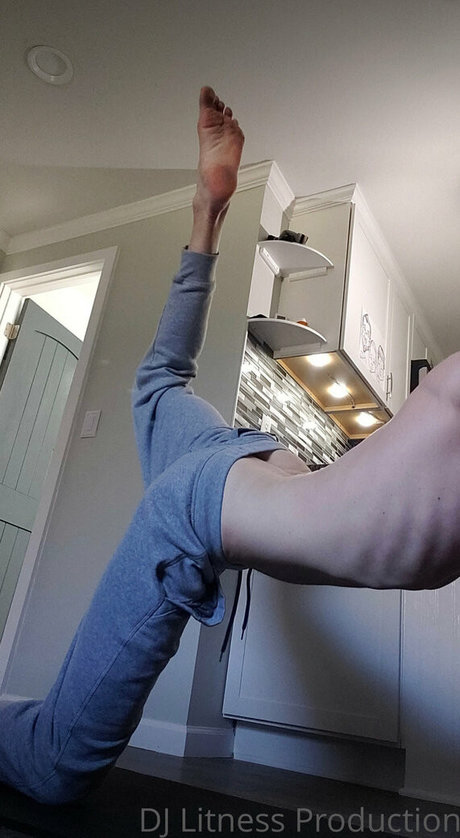 sucking cock onlyfans pornos photos