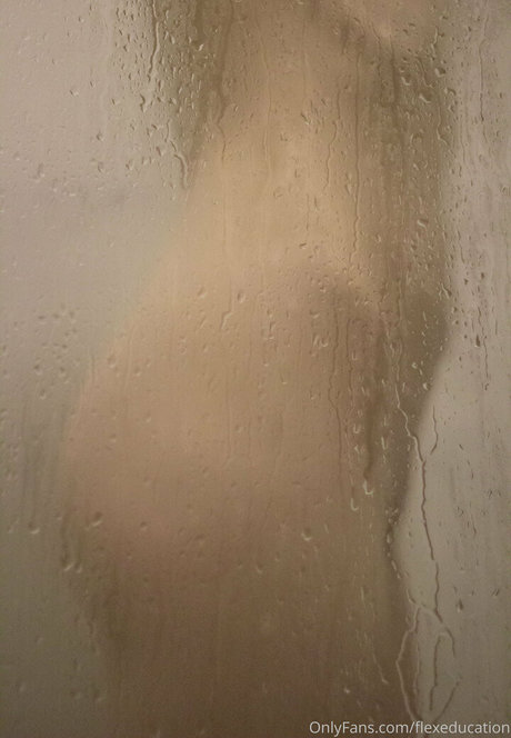 flexeducation star hot picture