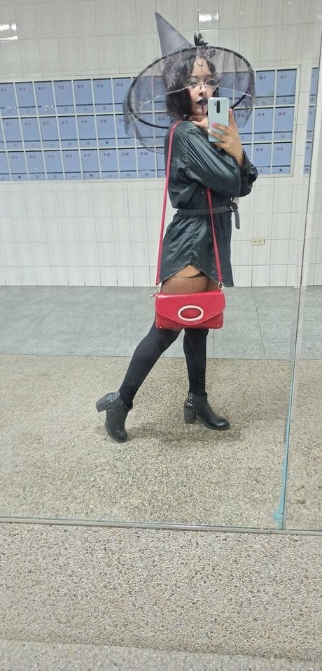 eslunasmith49 perfect star pictures