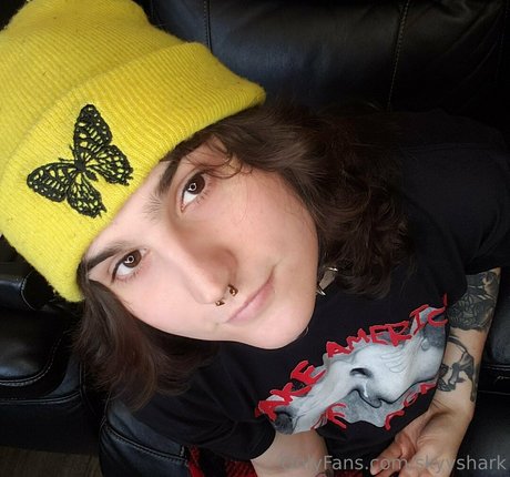 skyyshark star beautiful image