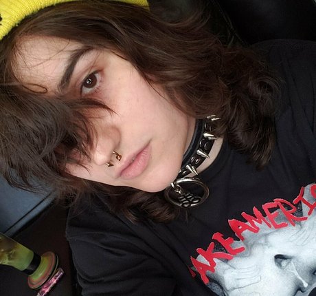 skyyshark naked pornstar picture