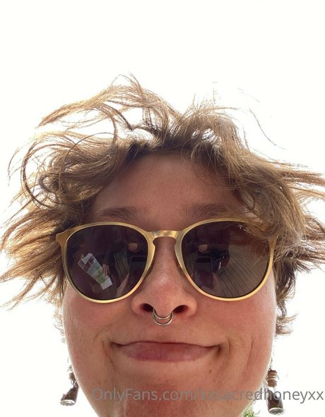 xxsacredhoneyxx exclusive star pics