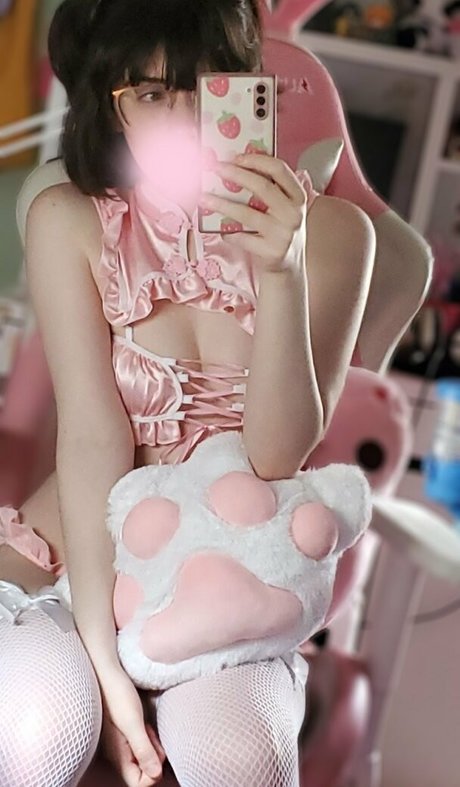 chromuchromu pornographic star image