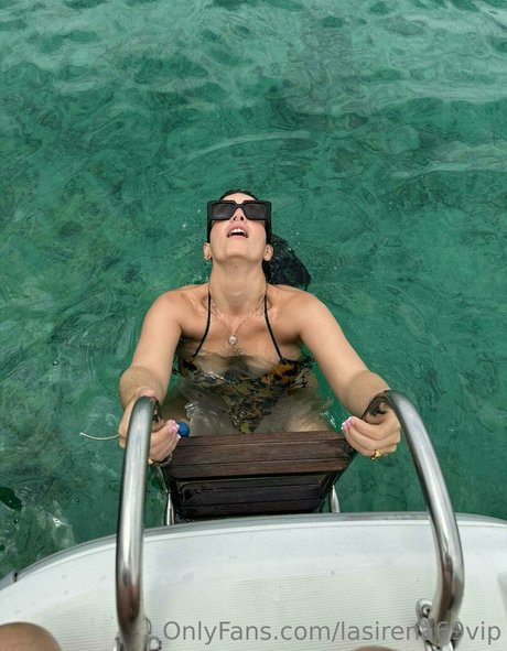 hairy teen onlyfans exclusive photos