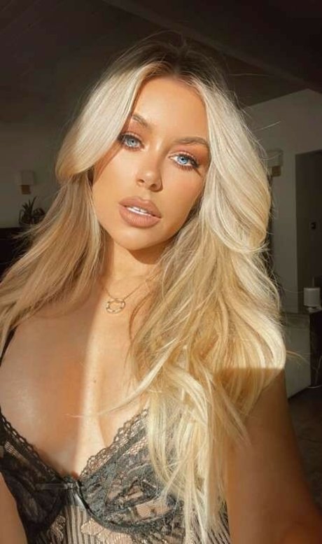 Tiffany Stanley beautiful model picture