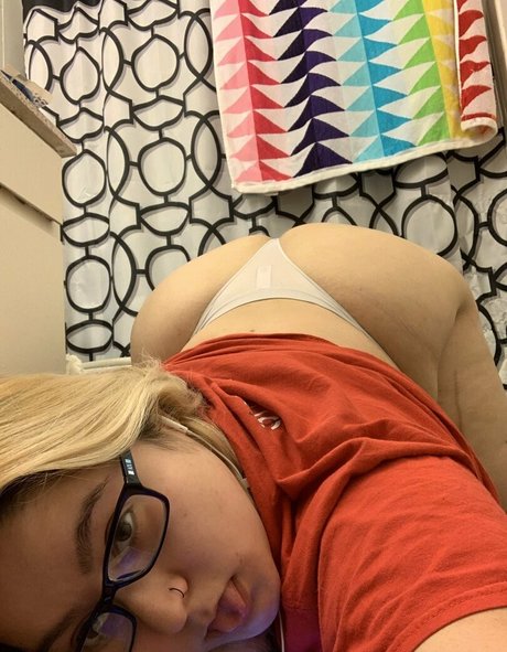 chubby kitty onlyfans sexy naked photos