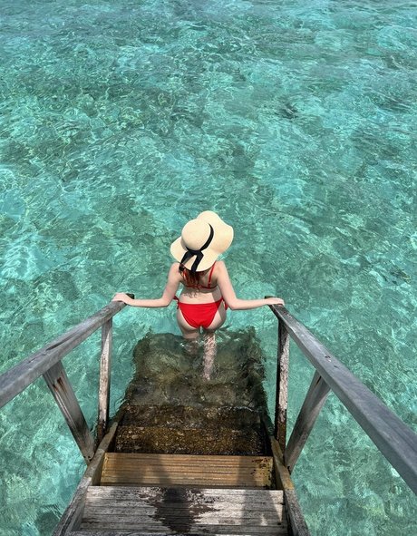 vleafnin nudes star pictures