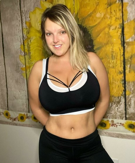 milf orgy onlyfans sexy naked archive