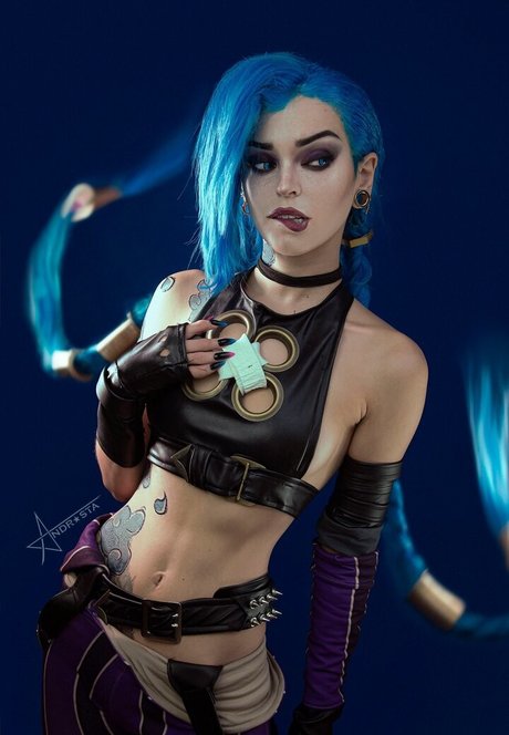 Andrasta model erotic img