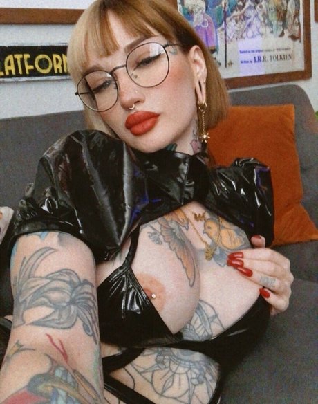 Hviley Rose star xxx images