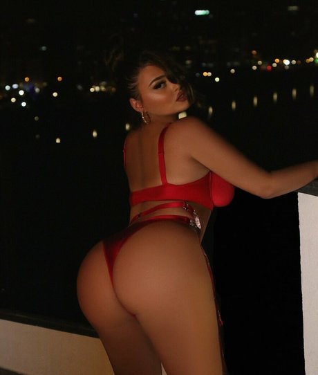 Encaofficial nudes model archive