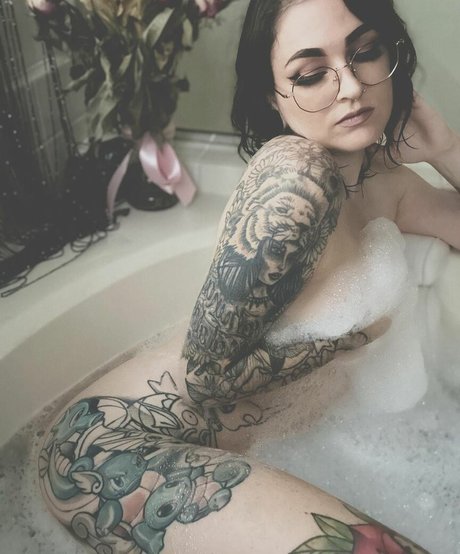 baeporeon model high quality gallery