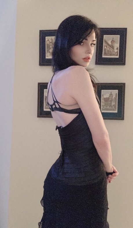 Kalindra Chan erotic star pic