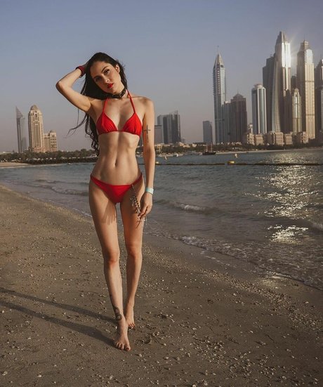 Maren Altman model perfect gallery