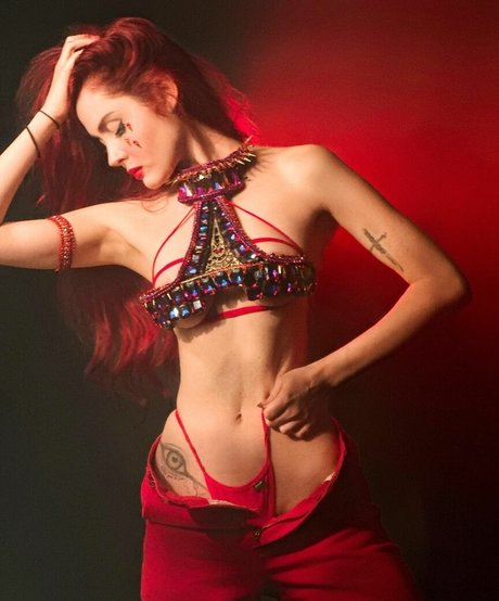 Maren Altman top model pic