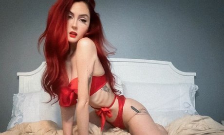 Maren Altman model free photo