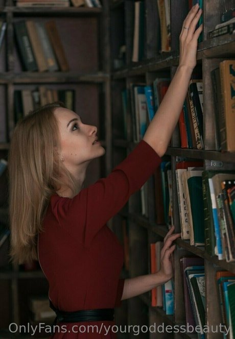 yourgoddessbeauty adult model pictures