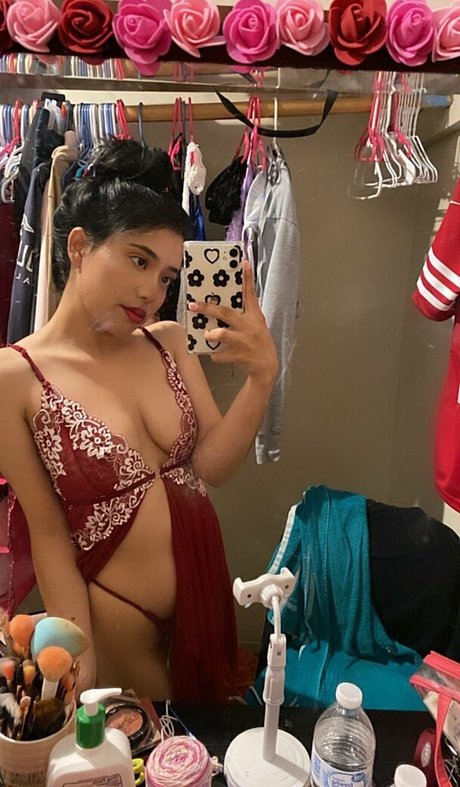 Agnes Inezz hd actress images