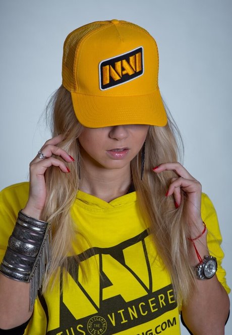 Polina Logunova nude actress pics