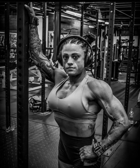 bree physique ifbbpro exclusive pornstar photos