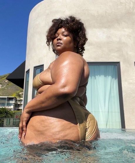 Lizzo star beautiful gallery