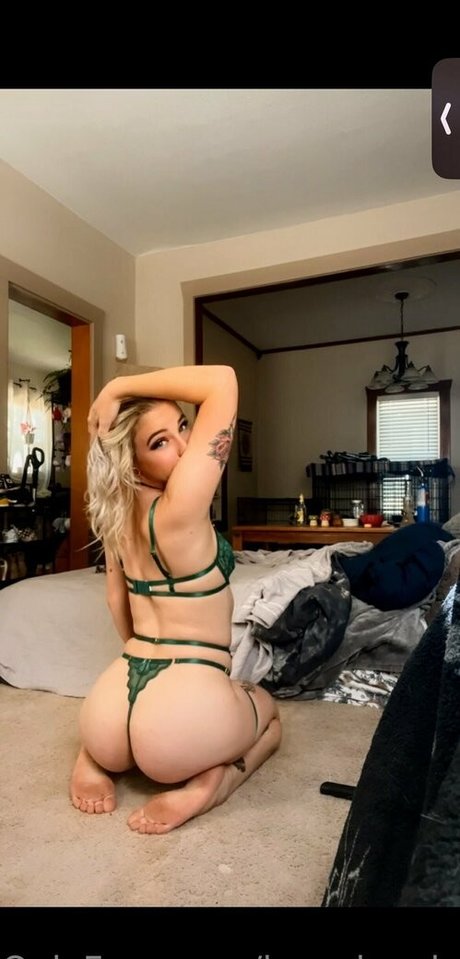 loveslovely model adult images