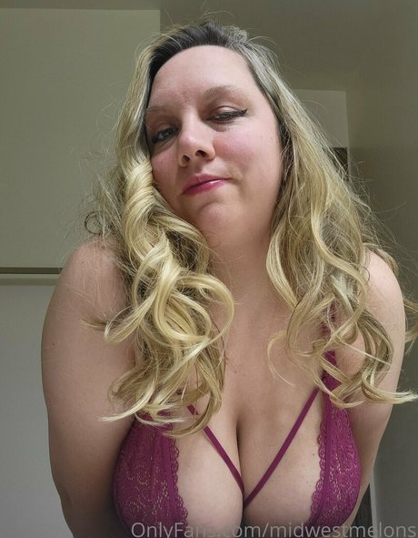 midwestmelons sex model image