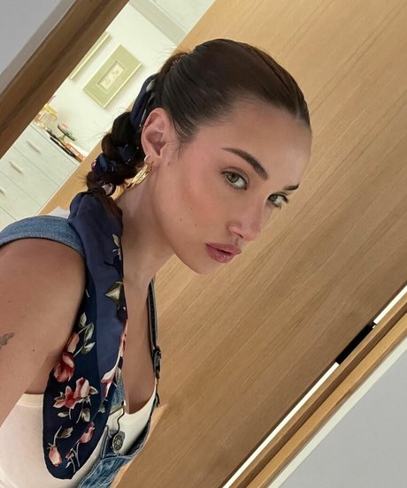 Olivia OBrien nice pornstar image