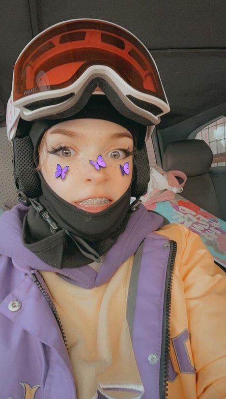 Shadsi model nude pics