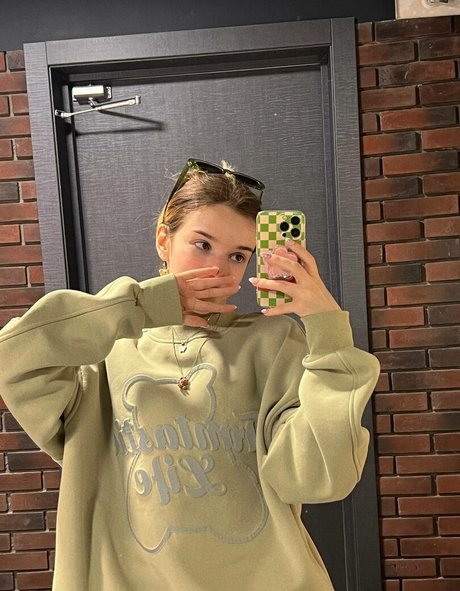 Shadsi pornstar exclusive image