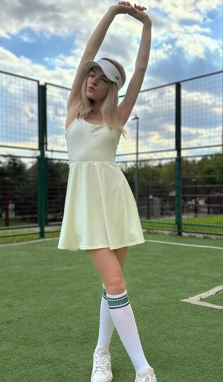 Shadsi model nudes pictures